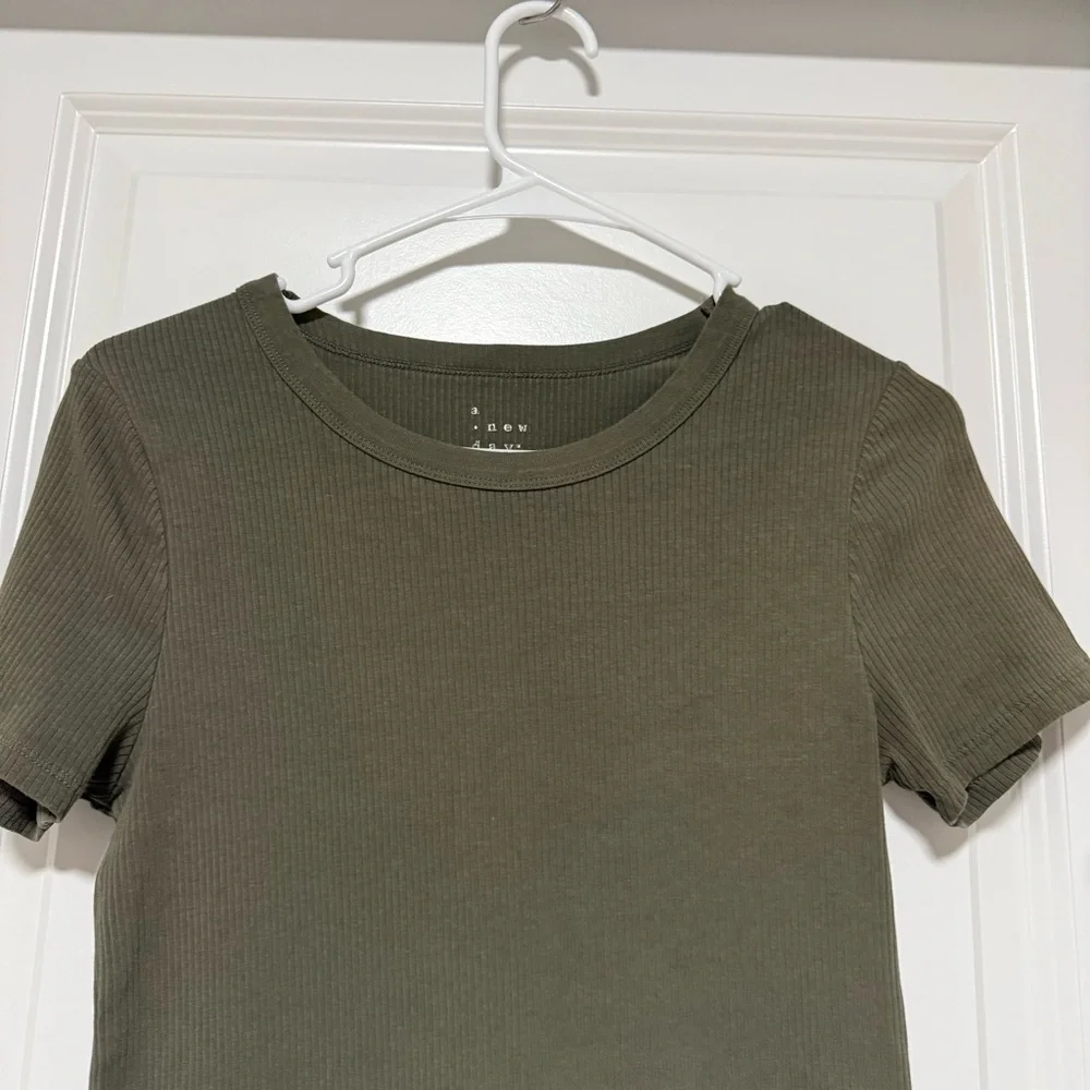 TShirt Ribbed Short Sleeve Tee Top - Picture 3 of 5